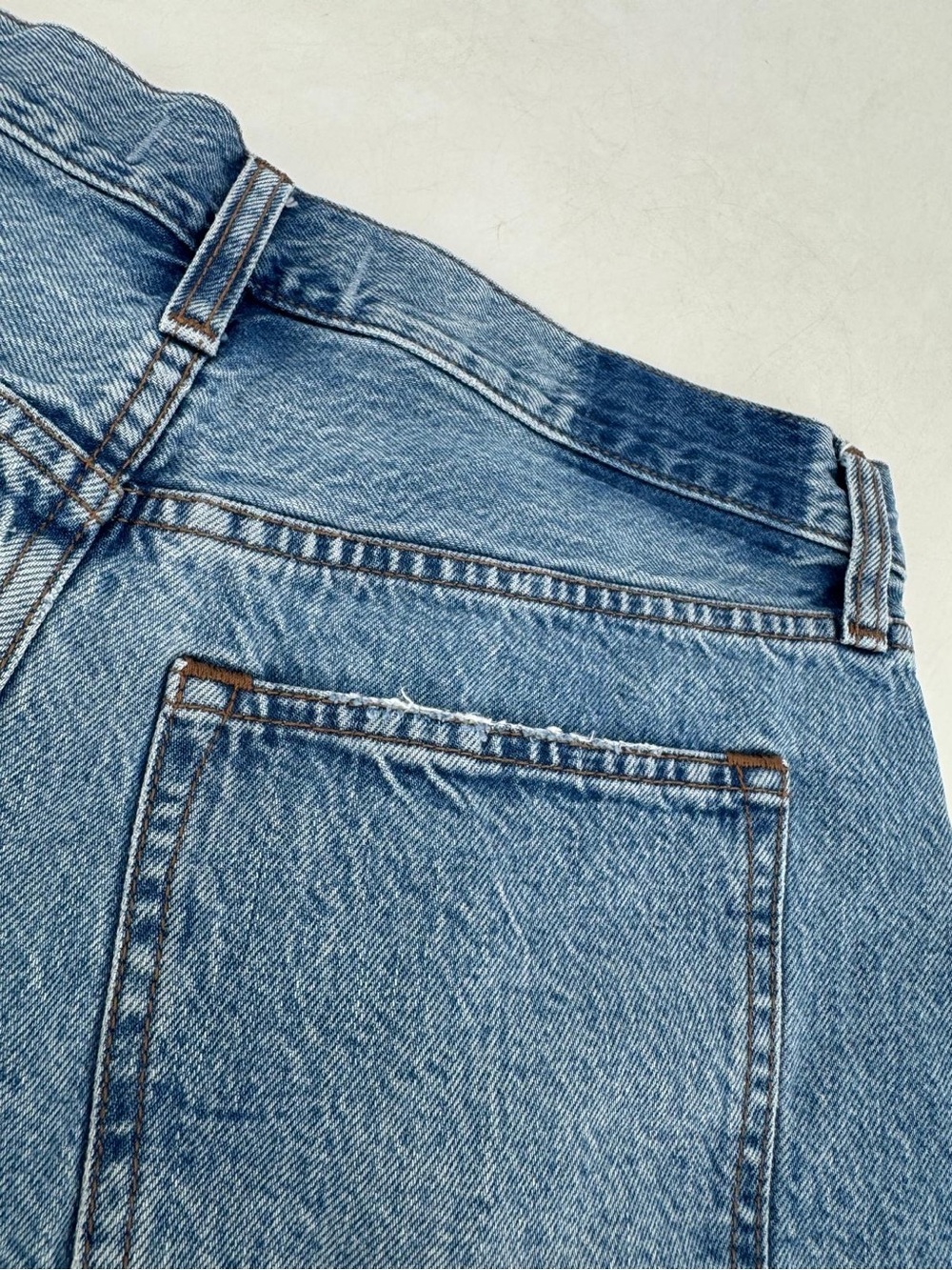 Abercrombie & Fitch The Loose High Rise Retro Y2K Raw Hem Denim Shorts Size 30 - Picture 5 of 11